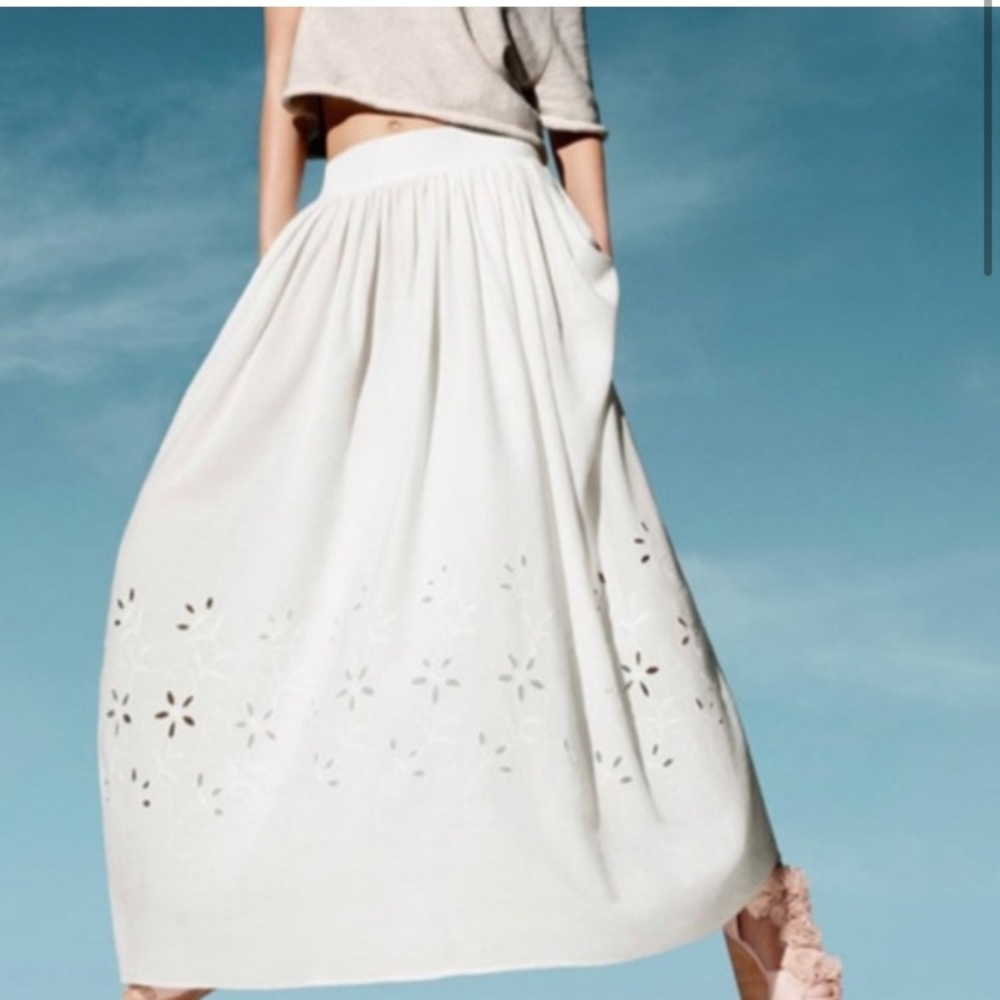 100% Organic cotton H&M Conscious Collection Eyelet Maxi Skirt
